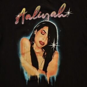 Aaliyah Black Airbrush Graphic T-Shirt Size Large Short Sleeve Crew Neck Unisex